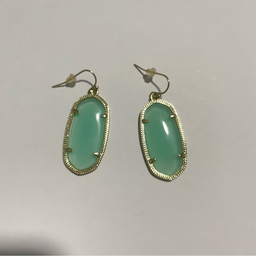 Kendra Scott Elle Drop Earrings - Picture 3 of 3